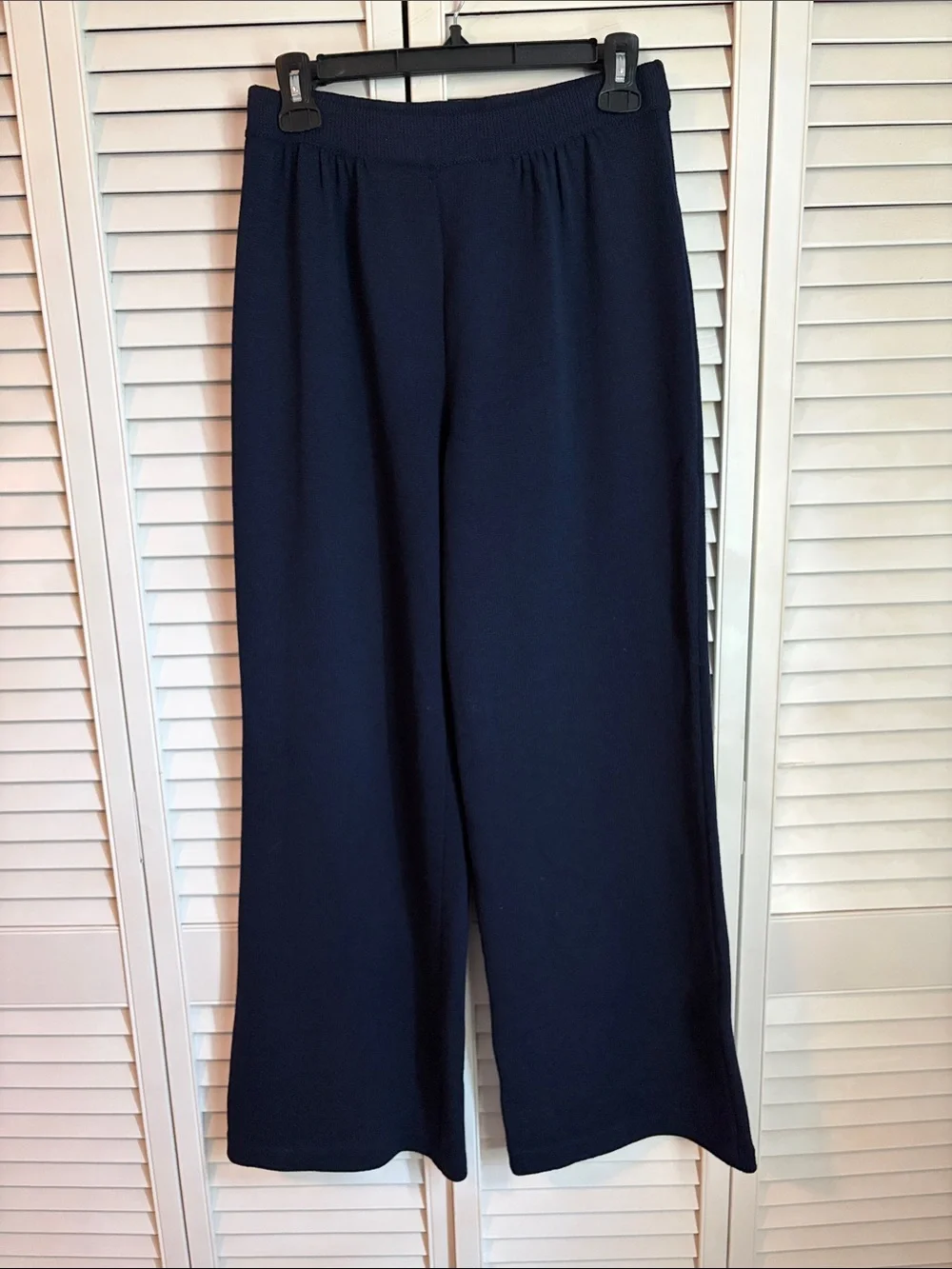 St. John Collection Size 4 Wide Leg Pull On Pants Navy Heavyweight Knit